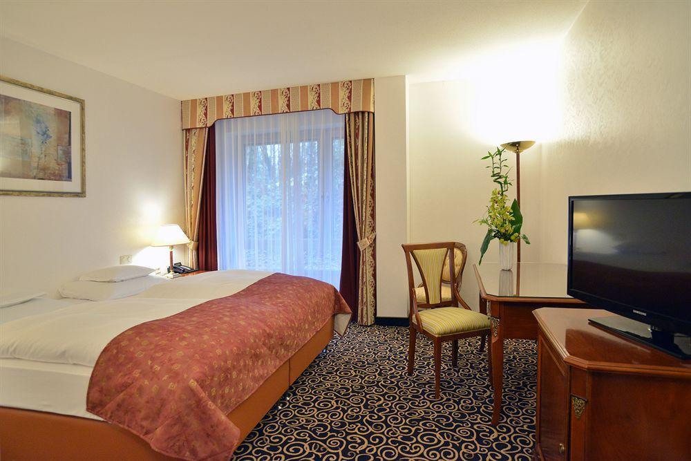 Schlosshotel Monrepos Ludwigsburg Exterior foto
